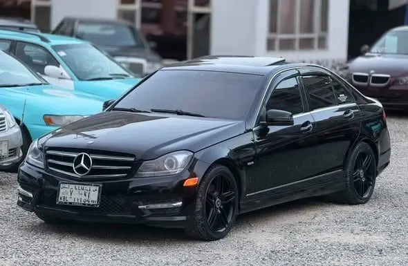 Mercedes-Benz C250 AMG 2012, Black, for sale (4)