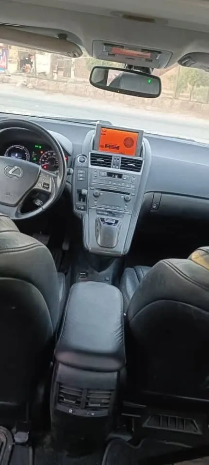 Lexus HS 250h 2010 Hybrid (6)