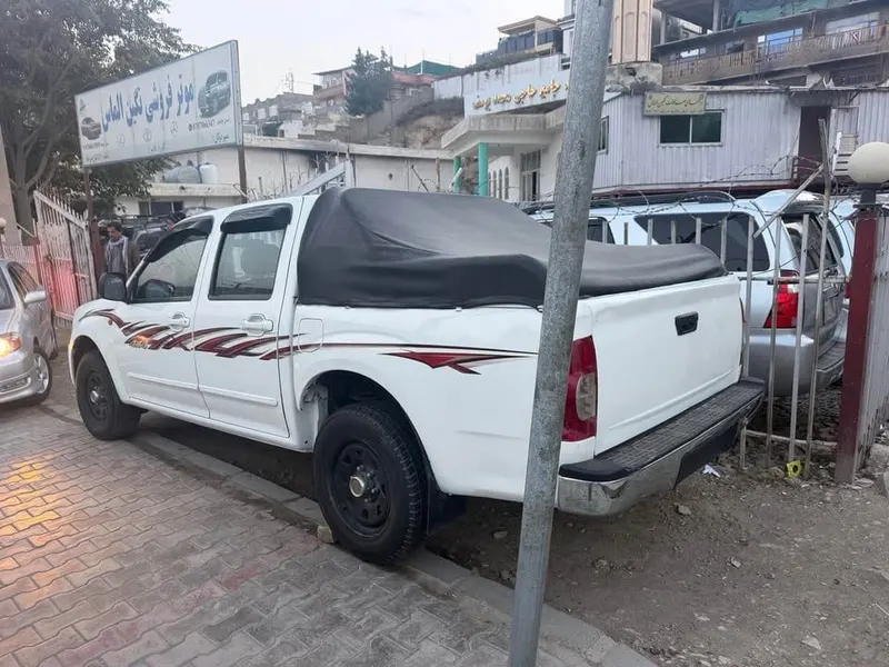 Toyota Hilux Sizo 2008, 4 Cylinder Diesel (6)