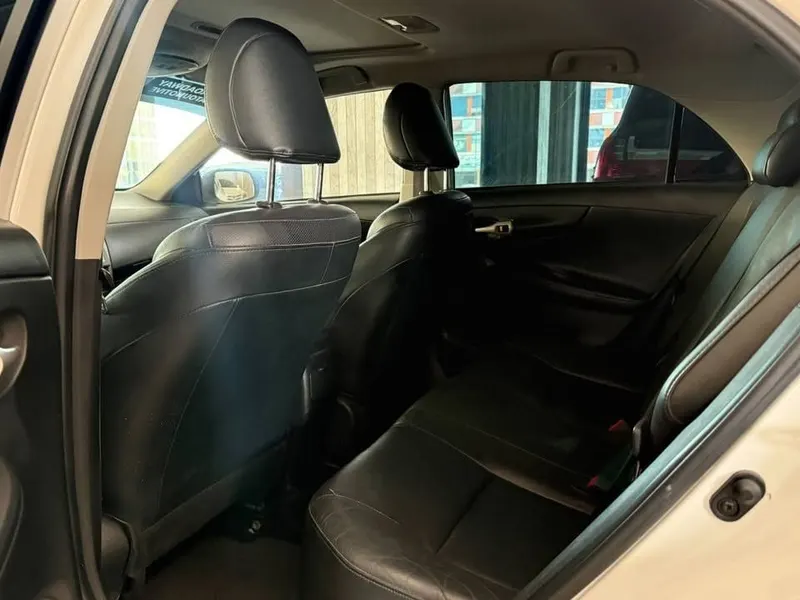 Toyota Corolla 2009 Full Option, White, Company Paint (6)