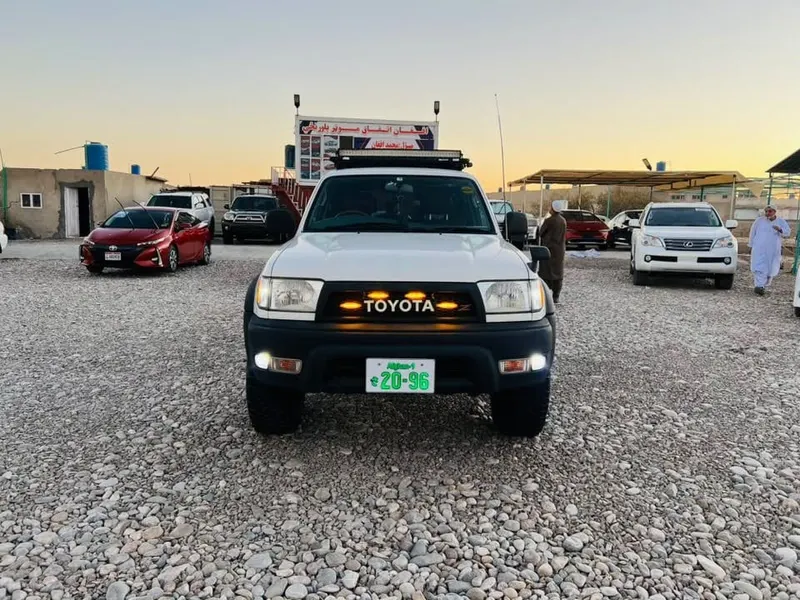 Toyota Hilux 2001 Japanese, White, Good Condition, Unaccidented (2)