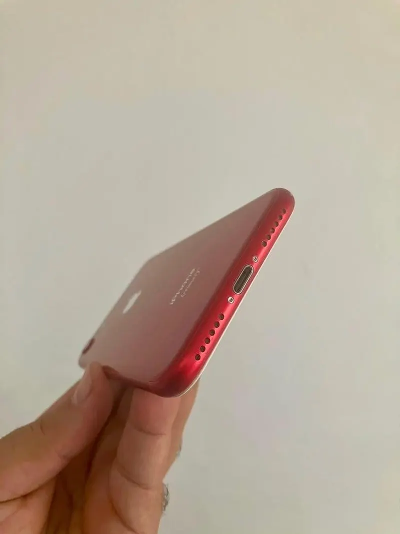 iPhone 8 64GB, Battery 86% (2)