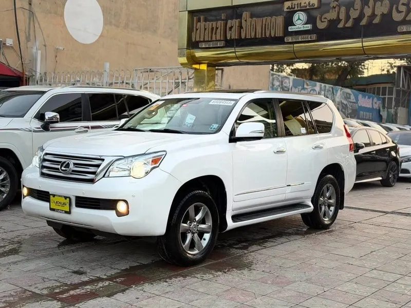 Lexus GX460 2012 8-cylinder, White (5)