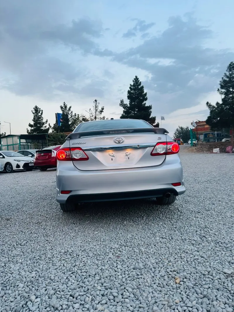 Toyota Corolla 2013 Full Option Automatic Gasoline (5)