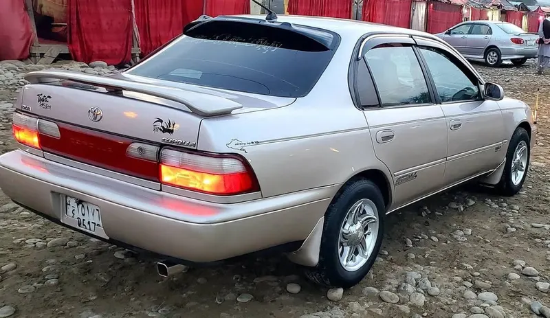 Toyota Corolla Canadian 1997 Automatic (3)