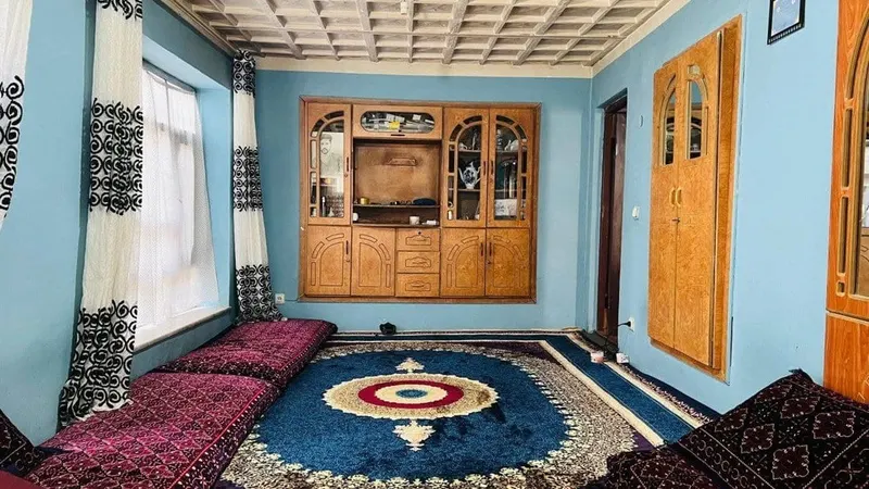 Two-story six-room house in Khairkhana (4)