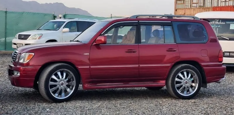 Toyota Land Cruiser 2000, Lexus LX470 Style, 8-Cylinder Automatic (2)