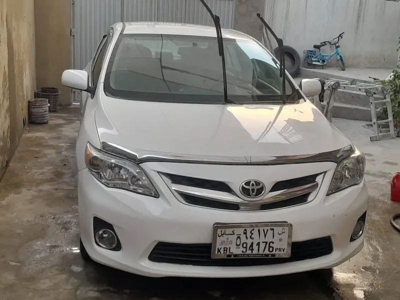 Toyota Corolla 2010 White, 91,000 km, Automatic (1)