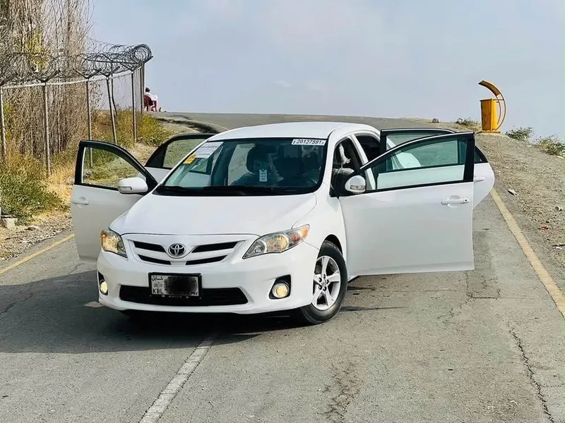 Toyota Corolla 2012 American White, Clean Documents, No Accident (1)
