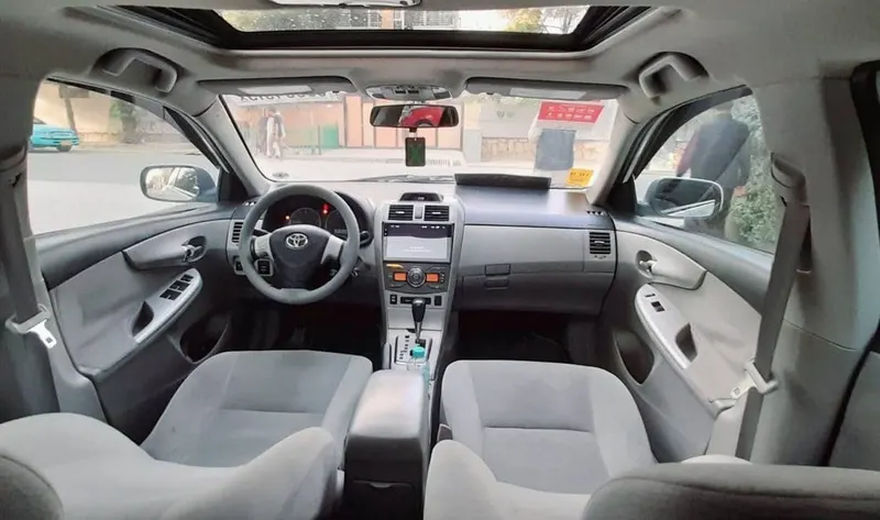 Toyota Corolla LE 2013, 56,000 km, automatic (4)