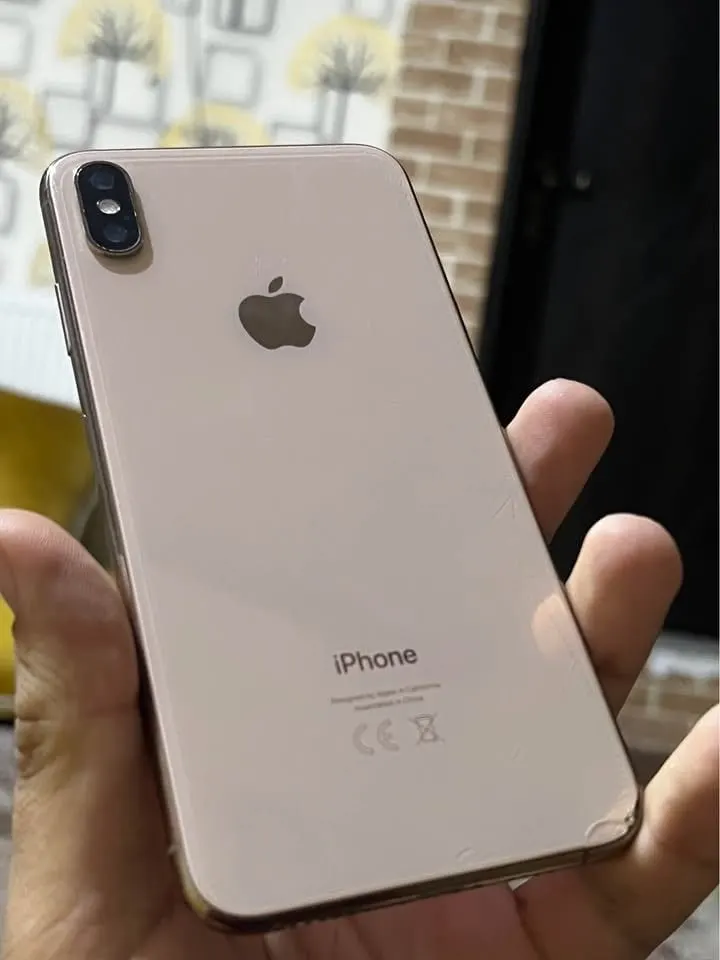 iPhone XS Max 64GB Gold, Face ID, Used (2)