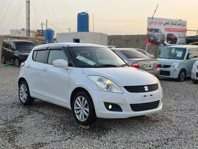 Suzuki Swift Style 2012, Kandahar Plate, Right-Hand Drive (2)