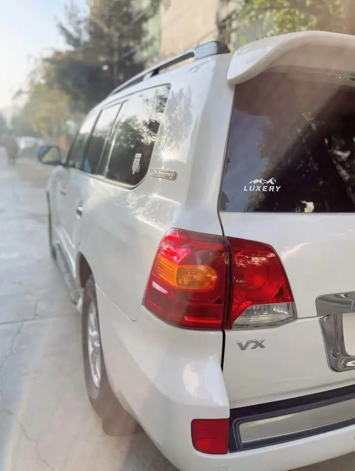 تویوتا لینډ کروزر 2008 VXR سپین (2)