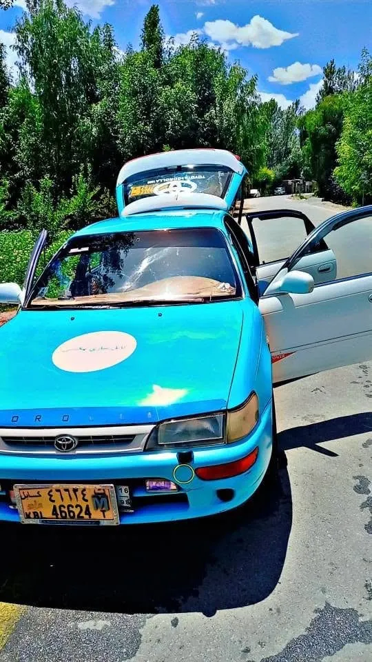 Toyota Corolla Compact 1995 City Taxi (1)