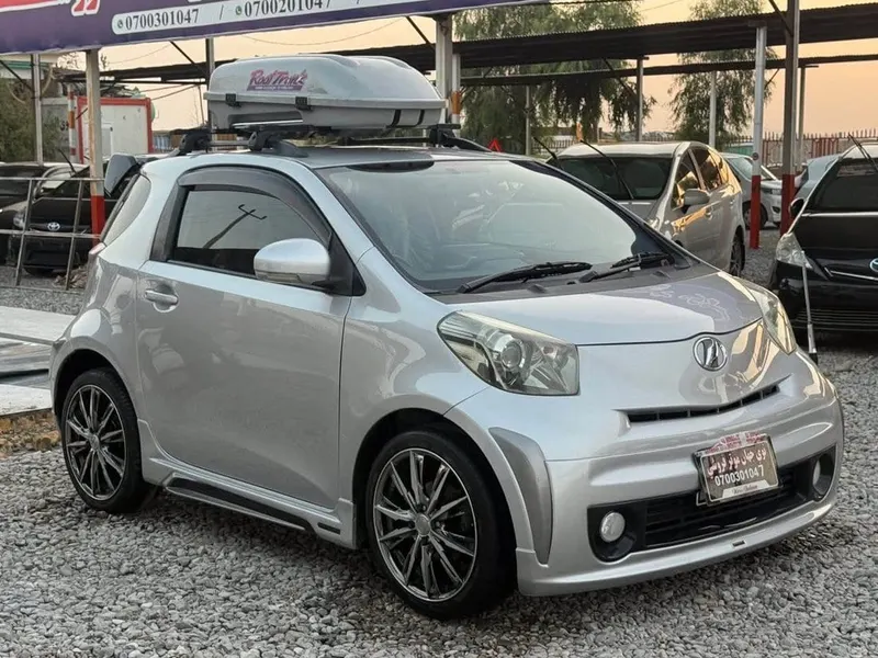 Toyota IQ 2010 Silver Petrol Automatic (1)