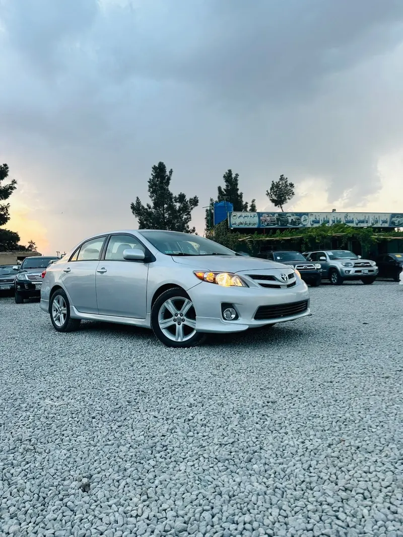 Toyota Corolla 2013 Full Option Automatic Gasoline (8)