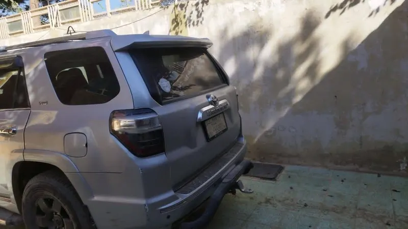 Toyota 4Runner SR5 2010, Silver, Imported, 6-Cylinder (4)