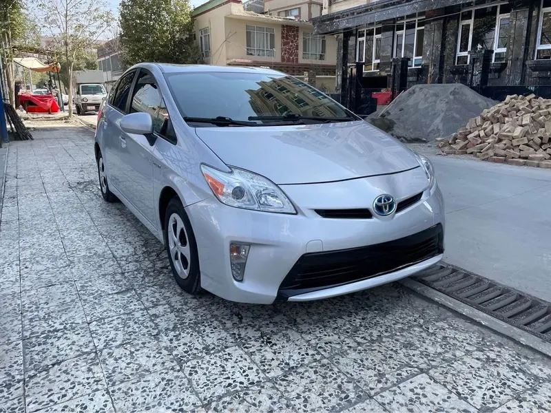 Toyota Prius Hybrid 2013, Silver, Kabul, Registered (1)