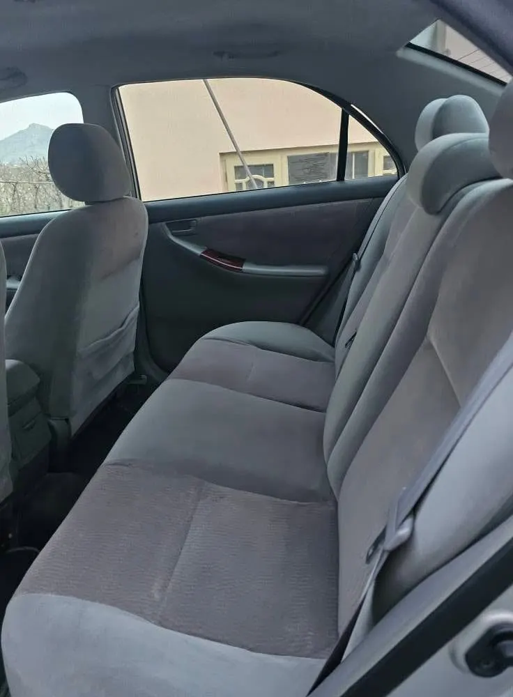 Toyota Corolla 2007 Silver Automatic (3)