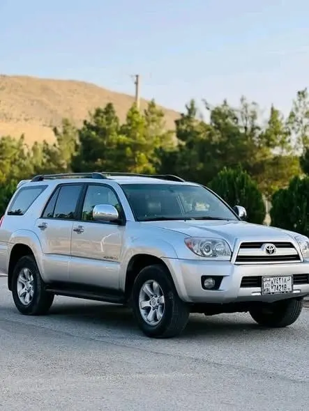 Toyota 4Runner 2006 SR5 Silver, 6-Cylinder, Clean Documents (4)