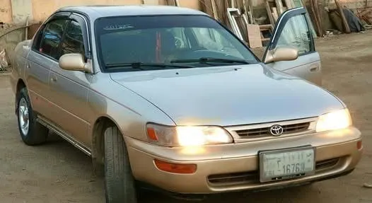 Toyota Corolla LE 2009, Automatic, 4-Cylinder Petrol, Red - 3900 USD (7)