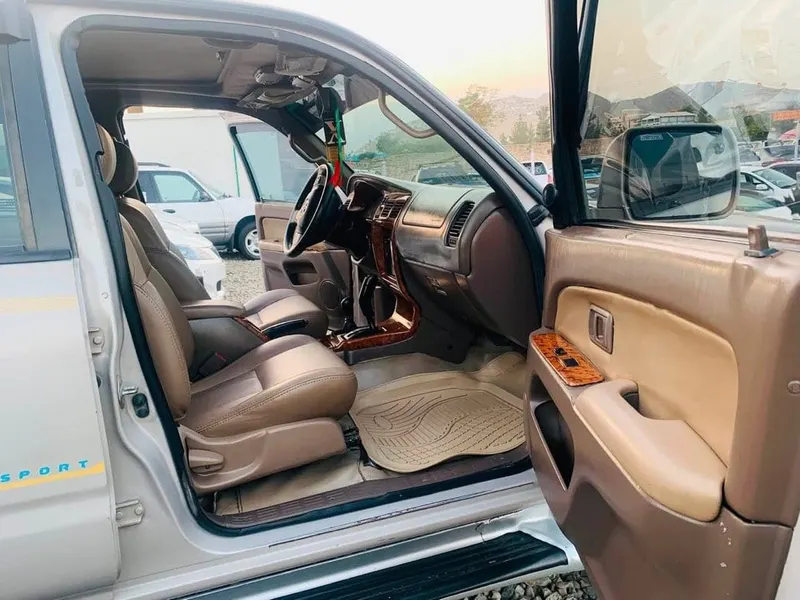 Toyota 4Runner 1998, Silver, Automatic, Clean Documents (4)