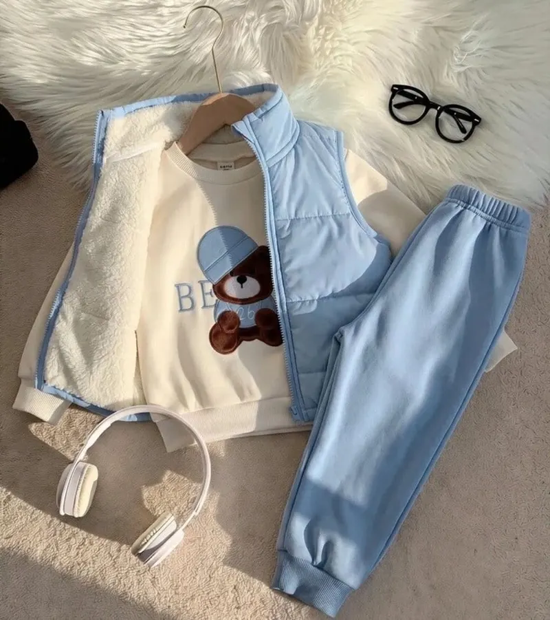 Baby 3-piece set, sizes 6 months to 2.5 years (4)