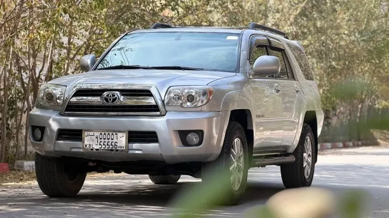 Toyota 4Runner 2003 Limited, 6-Cylinder Petrol, Clean Documents, No Accident (3)