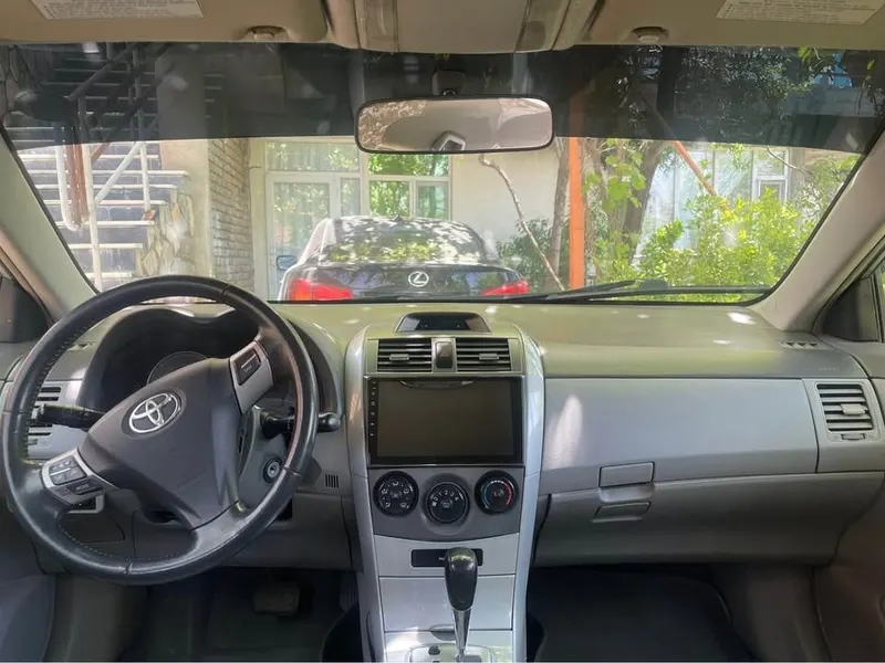 Toyota Corolla 2010 Gulf Version, Silver, Full Option 2013, Automatic (6)