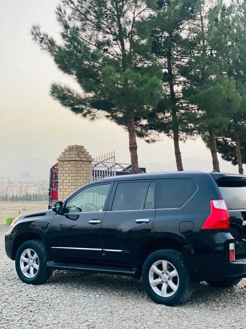 Lexus GX 460 2012, black, petrol, sunroof (2)