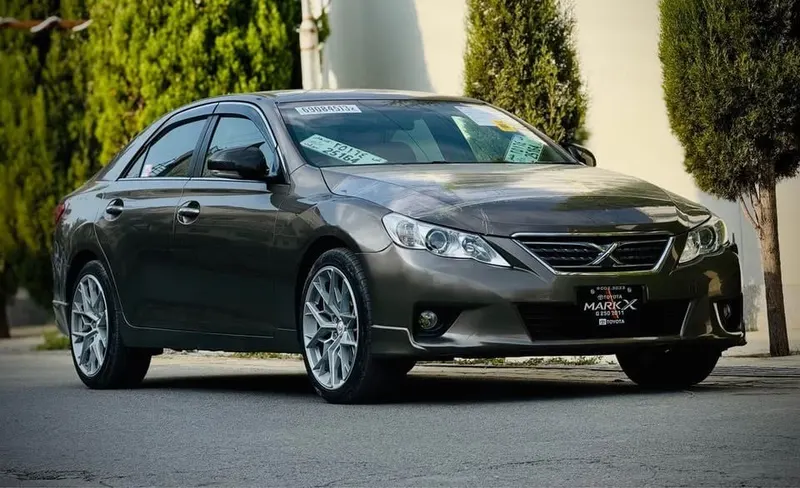 Toyota Mark X 2011 Right-Hand Drive, 6-Cylinder, Automatic (5)