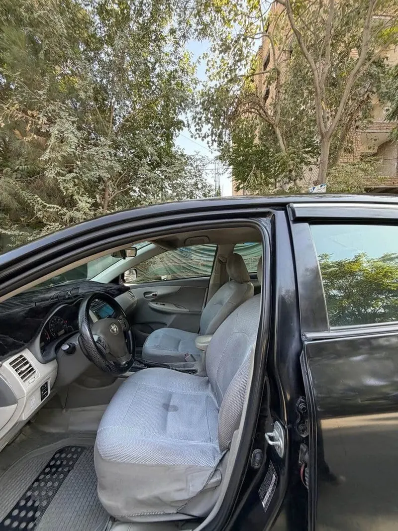 Toyota Corolla LE 2009 (3)