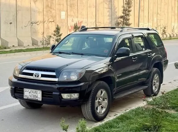 Toyota 4Runner SR5 2005 Black, 6-Cylinder, Clean Documents (2)