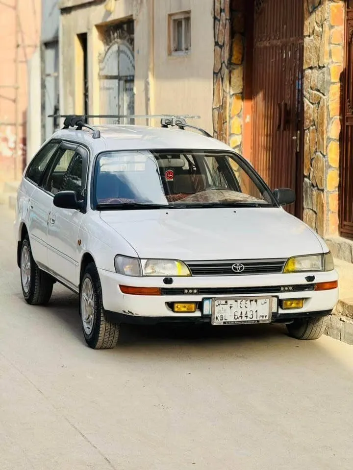 Toyota German Station Wagon 1996, Manual Gearbox (8)