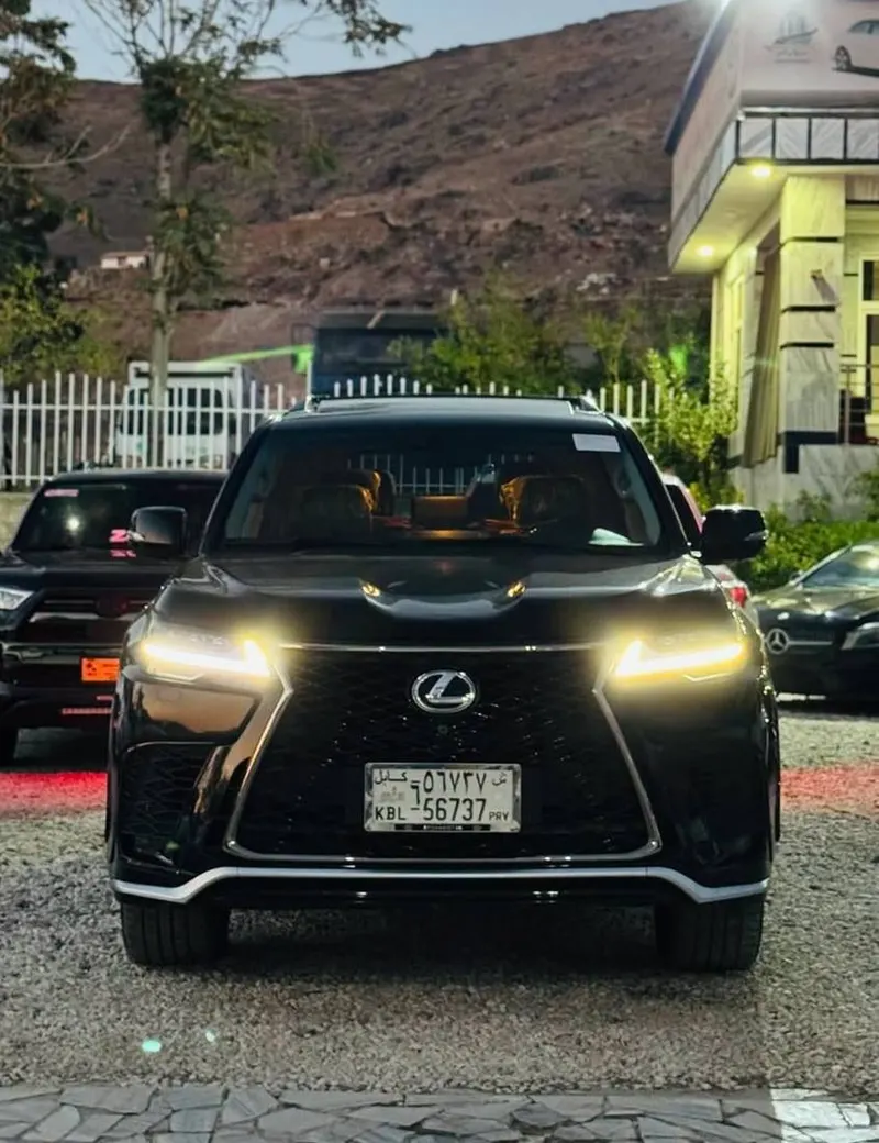 Lexus LX 570 2013 American Full Options (2)