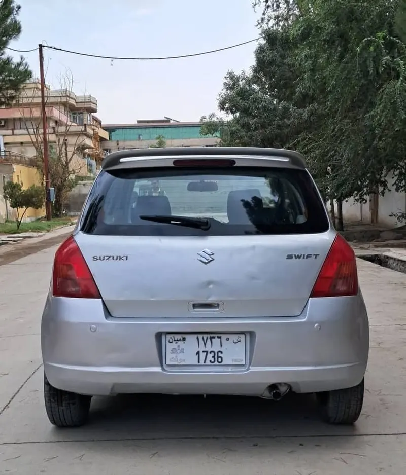 Suzuki Swift 2006, 4 cylinder, complete documents (2)