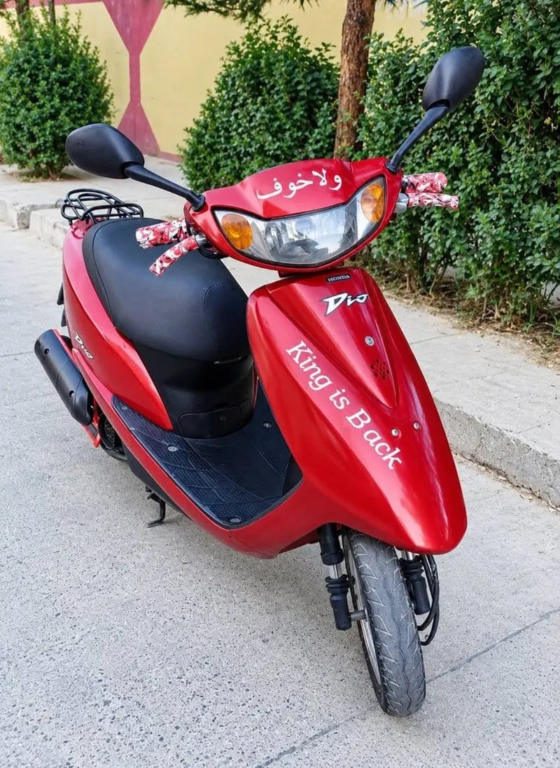 Honda Dio 60cc Scooter from Japan, Ruby Red, Low Mileage (4)