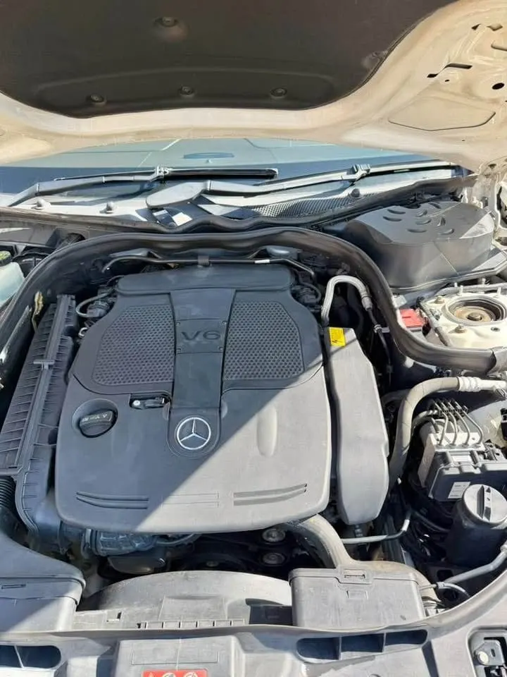 Mercedes-Benz CLS 63 AMG 2014, 6 Cylinder, White, No Accident (6)
