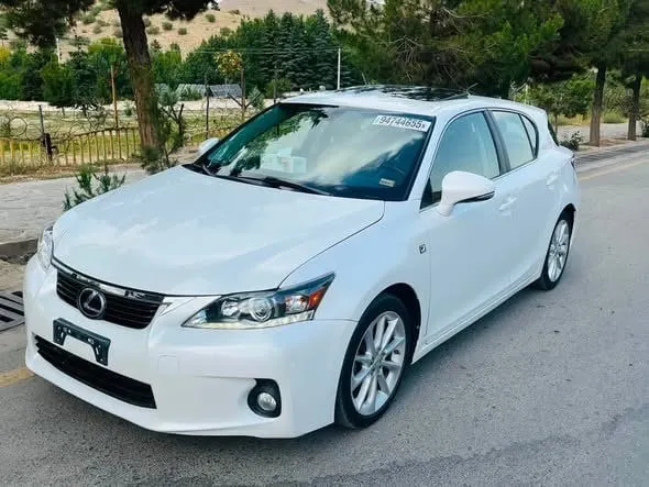 Lexus CT 200h 2013, Pearl White, Registered in Kabul, No Accident (2)