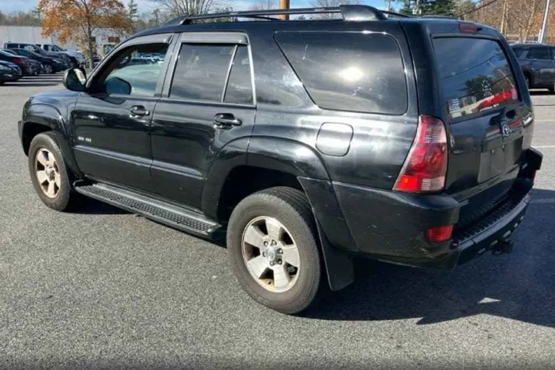 Toyota 4Runner 2005, 6-Cylinder Petrol, Registered in Kabul (3)