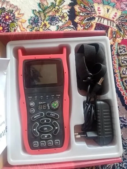 HDMISAT SF-790G Digital Satellite Finder (1)