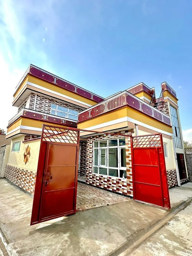 Two-storey Darband house with 3 rooms in Chehelsetoon, Kabul (2)