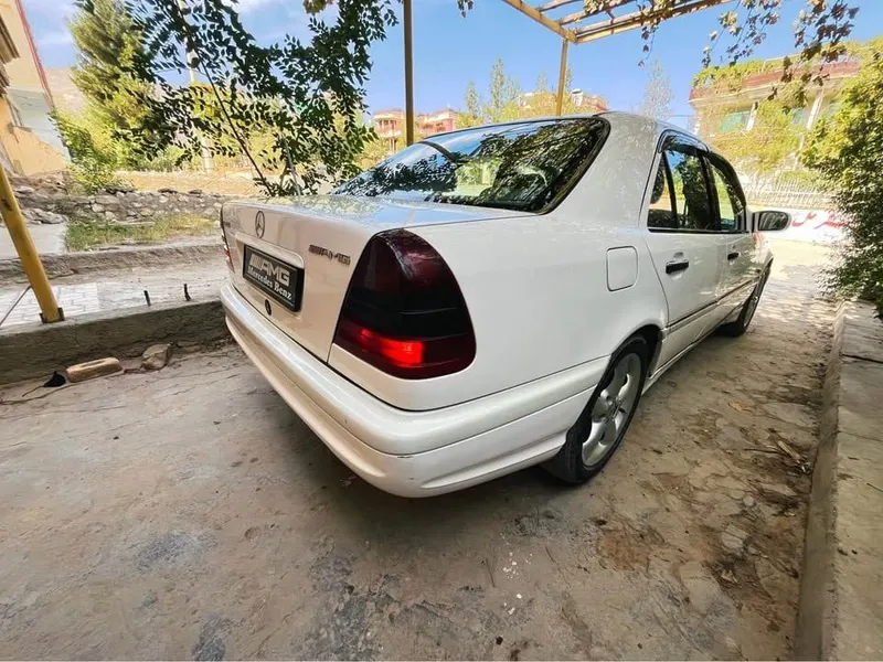 Mercedes-Benz 1997 (7)
