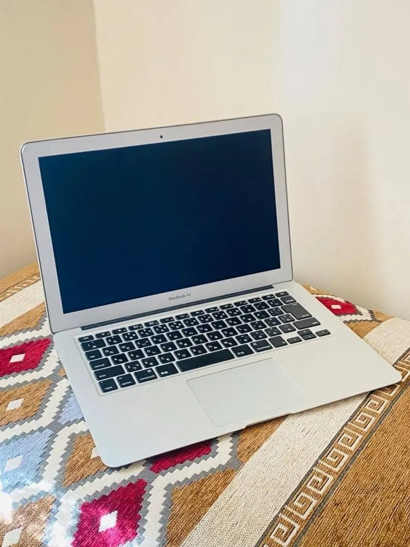 MacBook Air 2011 256GB SSD 4GB RAM i5 (2)