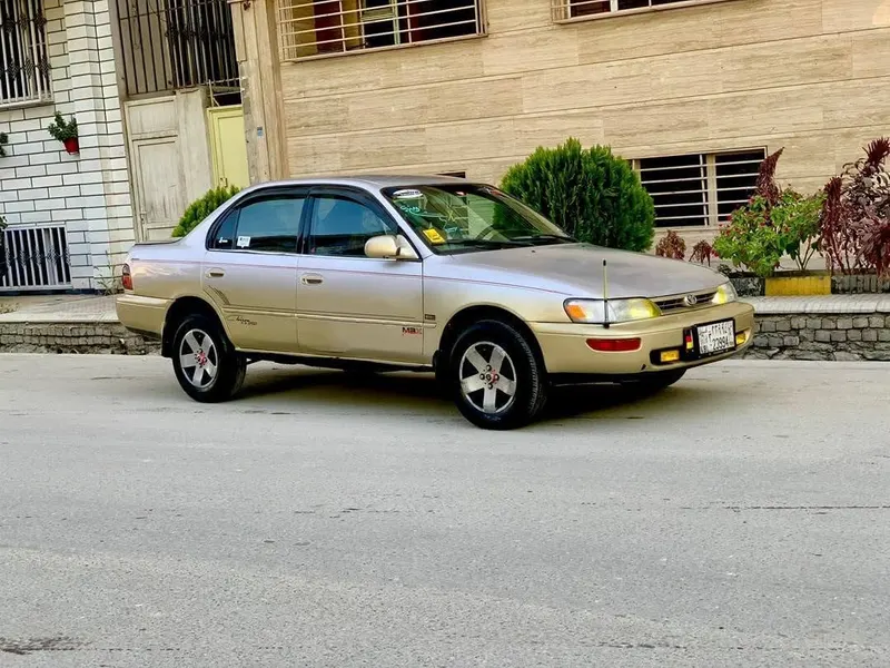 Toyota Corolla 1994 Canadian, Gold, Automatic (3)