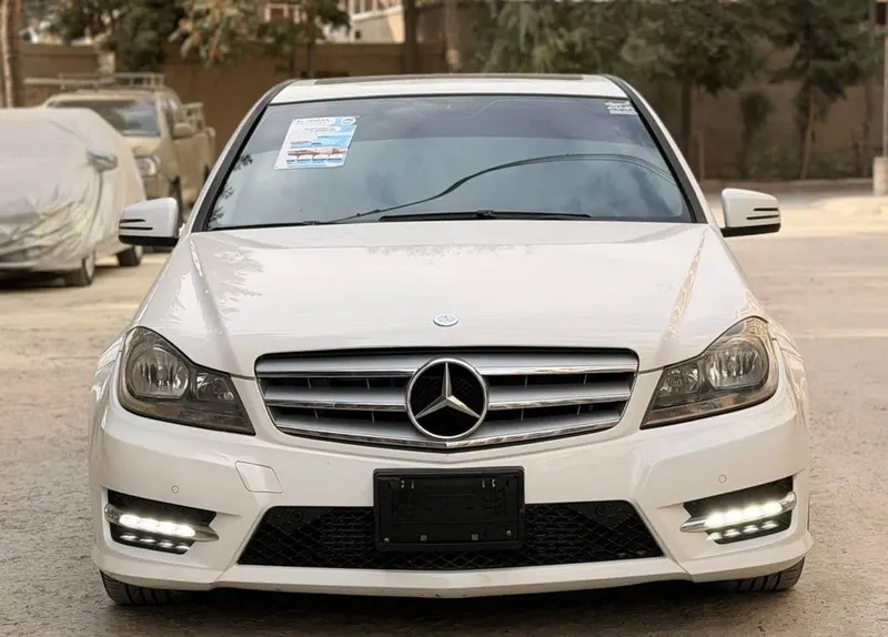 Mercedes-Benz C250 2012, Automatic, New Arrival, No Accident (1)