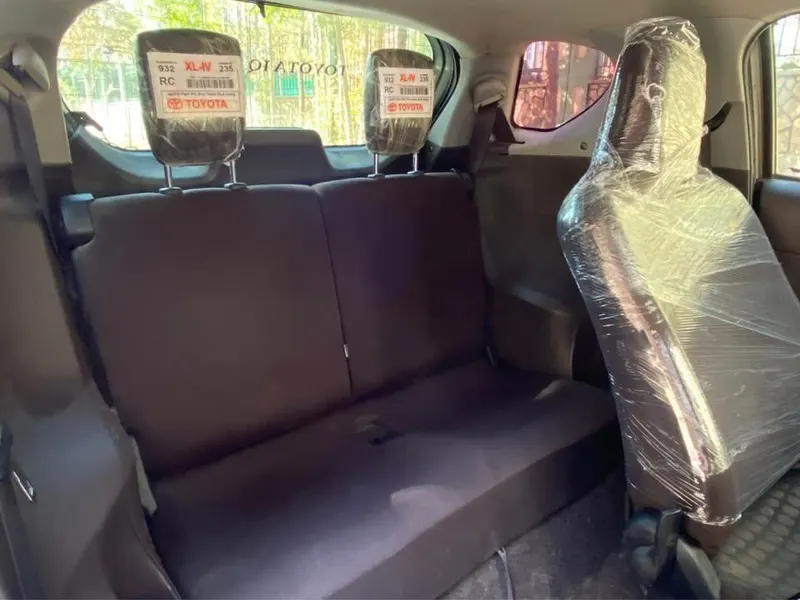 Toyota iQ 2010, 100,000 km (2)