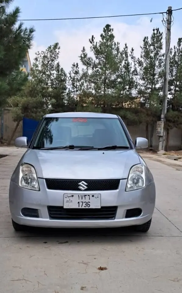 Suzuki Swift 2006, 4 cylinder, complete documents (1)