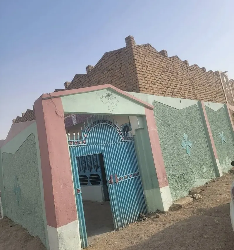 4-Room House, 250 m² in Kandahar (1)