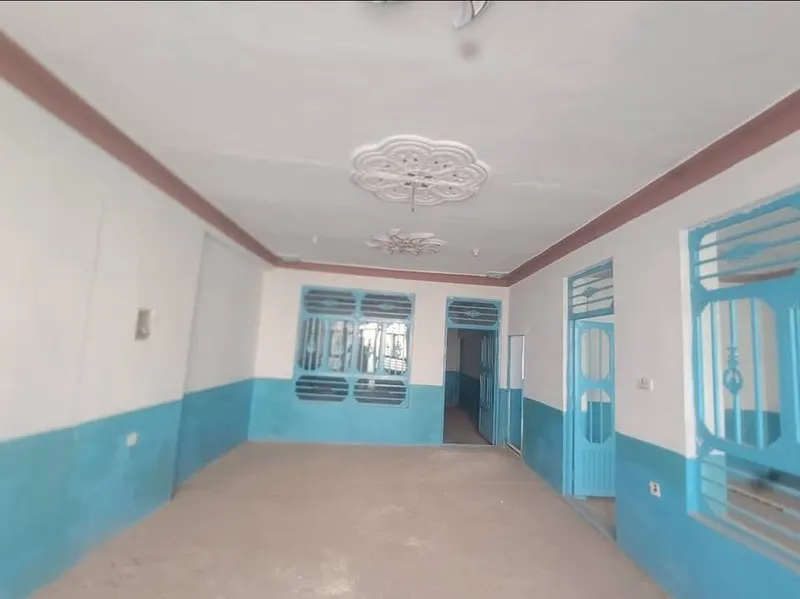 4-Room House, 250 m² in Kandahar (2)